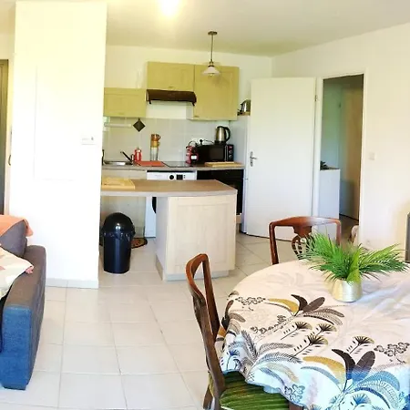 Petit Chemin Des Flouries