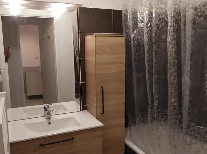 アパート Petit Chemin Des Flouries *